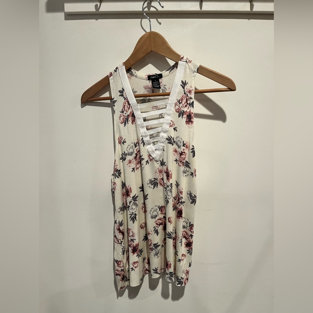 Cream Floral Shirt - Size: Small